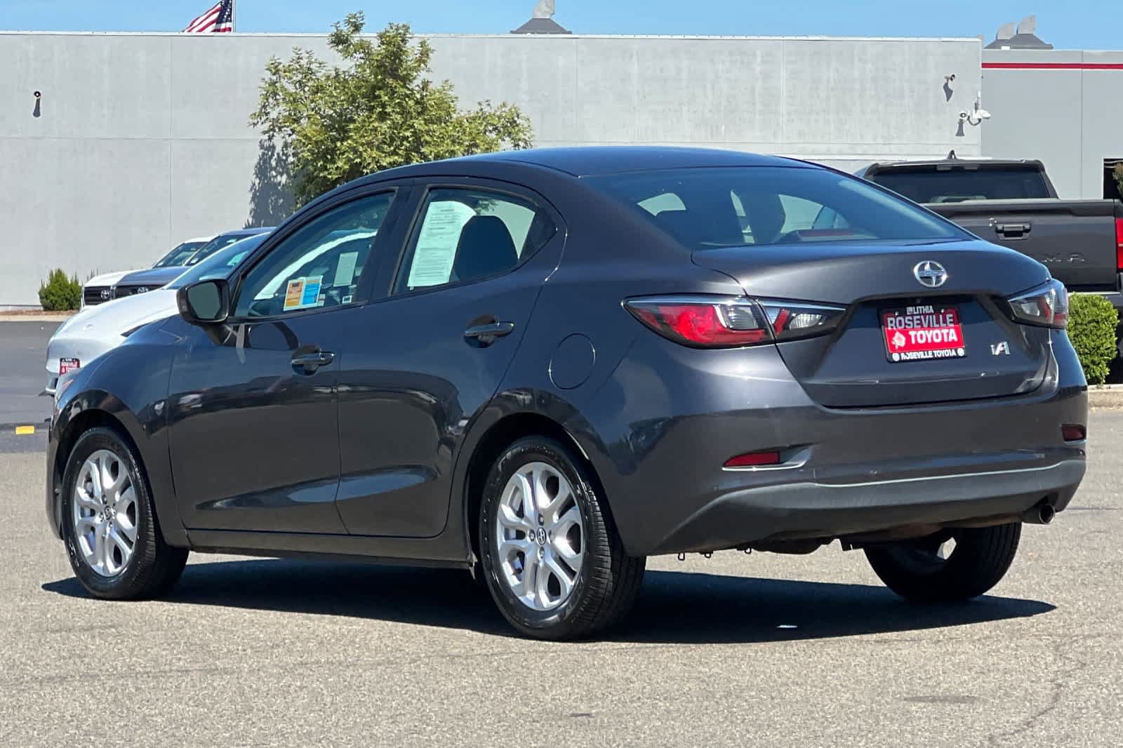 Used 2016 Scion iA FWD image 7