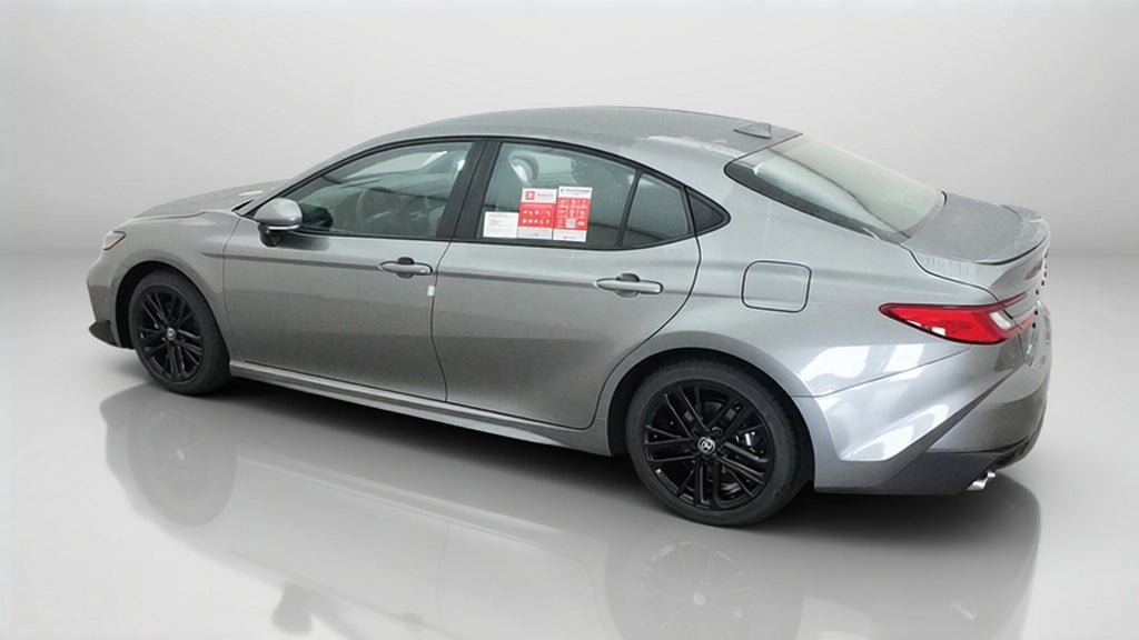 New 2026 Toyota Camry SE FWD image 4