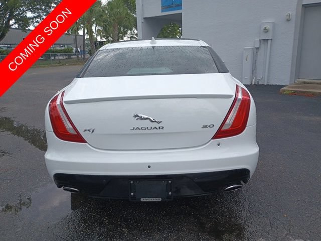 Used 2016 Jaguar XJ R-Sport RWD image 20