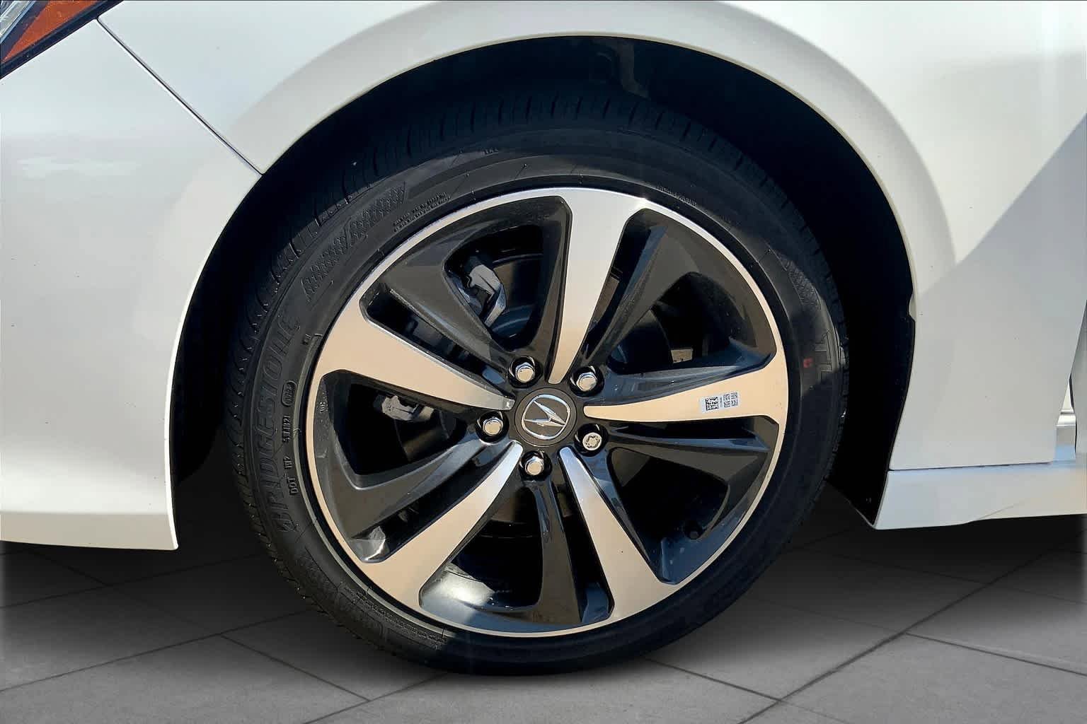 New 2025 Acura TLX w/ Technology Package image 12