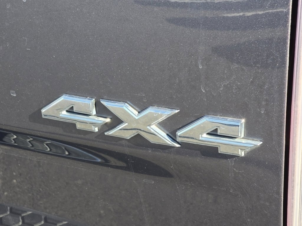 Used 2016 RAM 1500 Laramie image 31