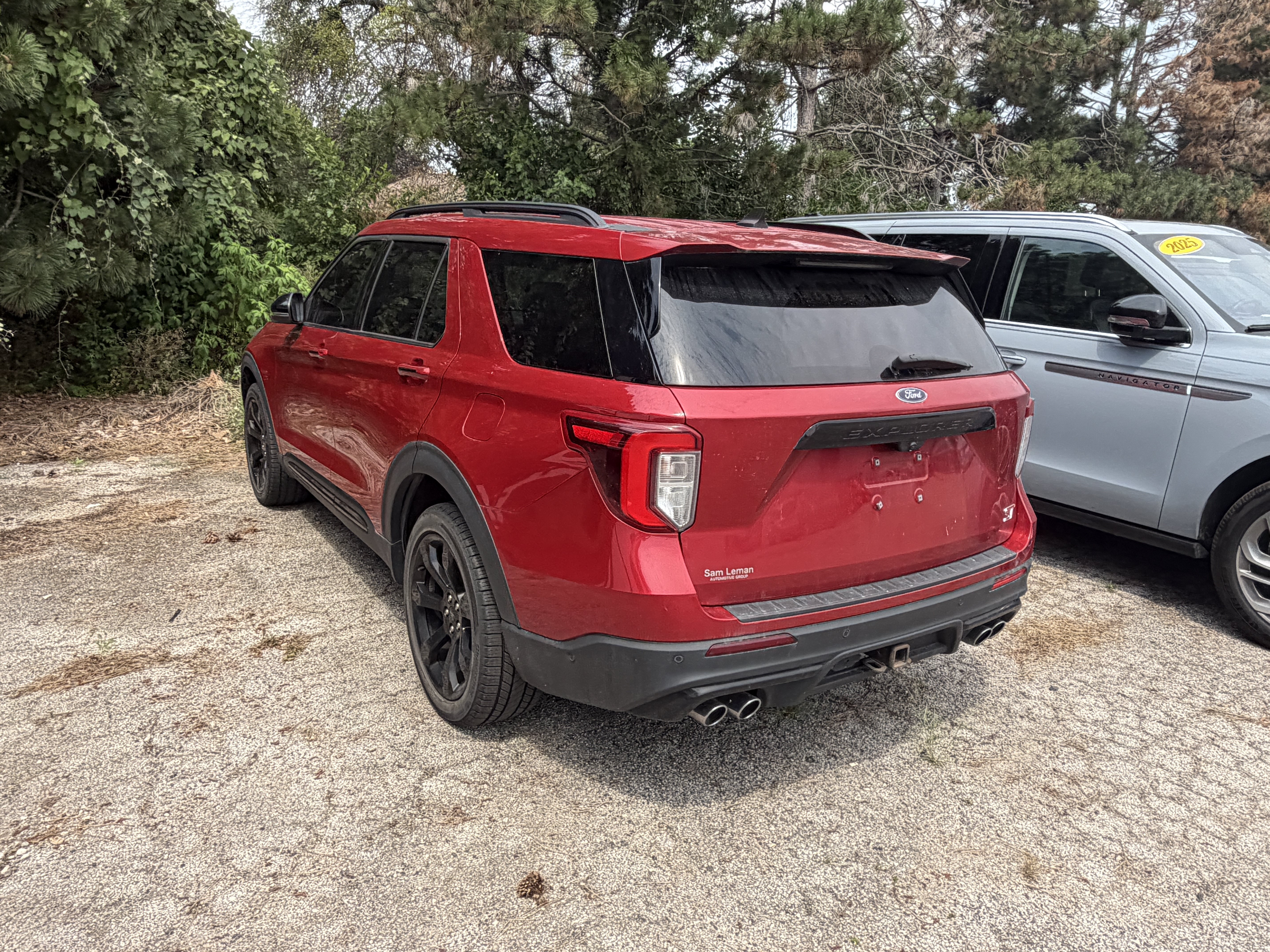 Used 2021 Ford Explorer ST w/ Equipment Group 401A AWD/4WD image 9