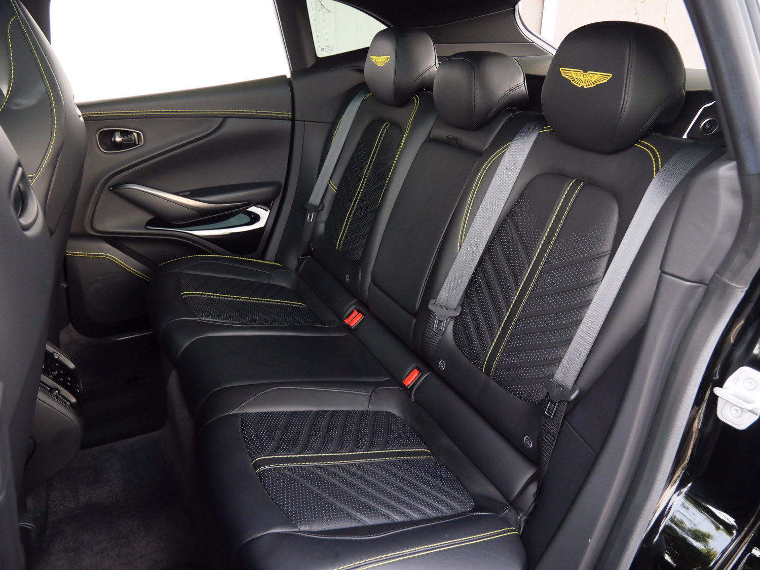 Used 2023 Aston Martin DBX 707 AWD/4WD image 18