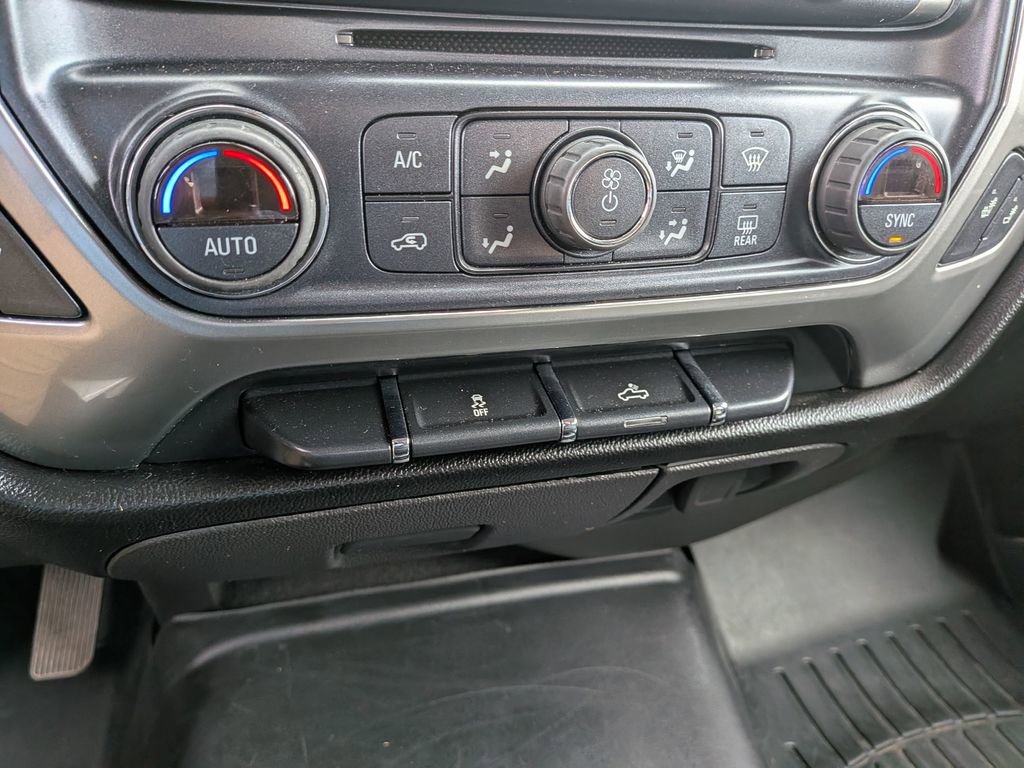 Used 2018 Chevrolet Silverado 1500 LT w/ All Star Edition image 25