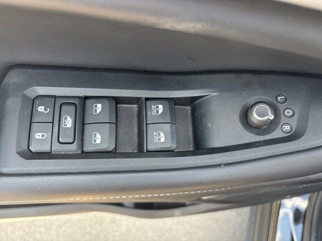 Used 2022 Jeep Grand Cherokee L Limited image 27