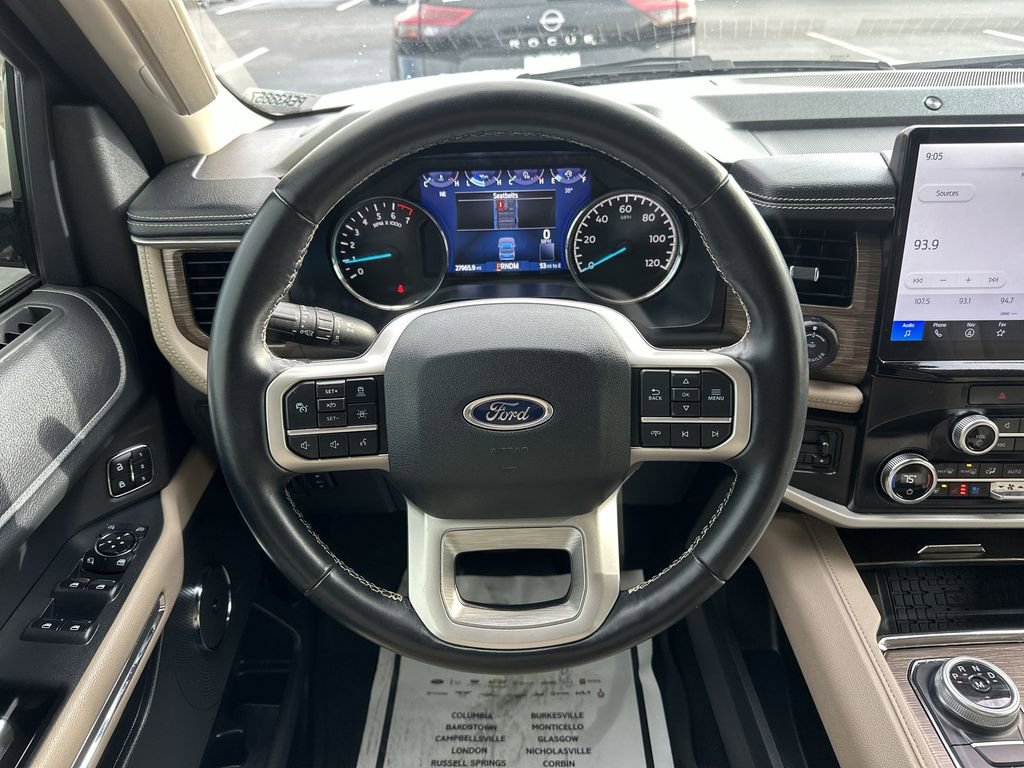 Used 2023 Ford Expedition Limited AWD/4WD image 14