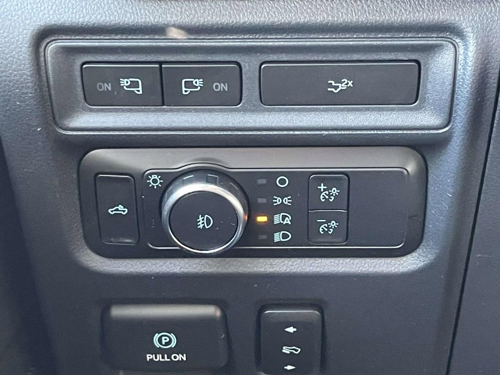 Used 2022 Ford F150 XLT w/ Equipment Group 302A High image 18