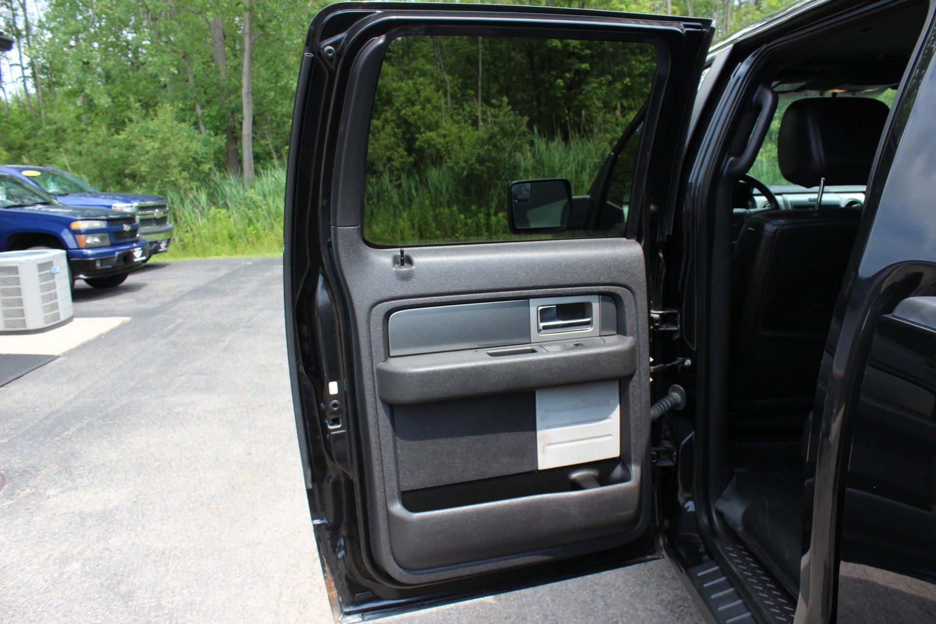 Used 2013 Ford F150 FX4 w/ Luxury Equipment Group AWD/4WD image 32