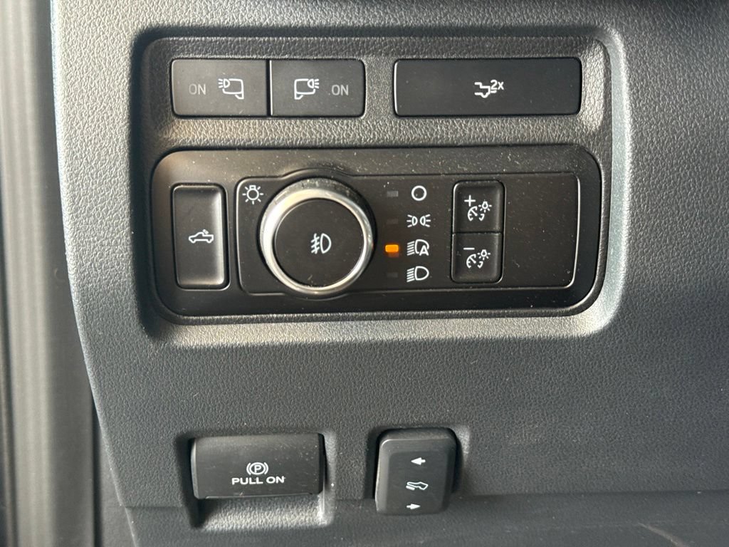 Used 2023 Ford F250 Lariat w/ Lariat Ultimate Package AWD/4WD image 15