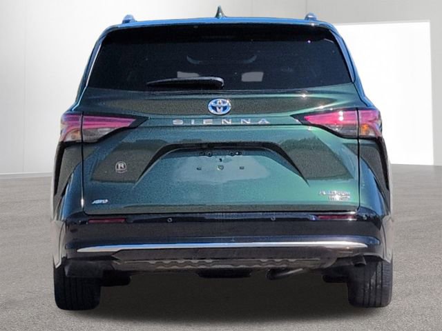 Certified 2022 Toyota Sienna Platinum image 7