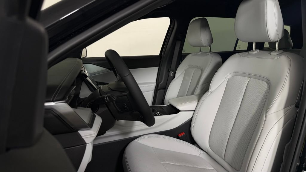 New 2026 Jeep Cherokee Limited AWD/4WD image 15