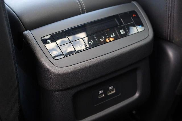 Certified 2025 Nissan Pathfinder SV w/ SV Premium Package FWD image 25