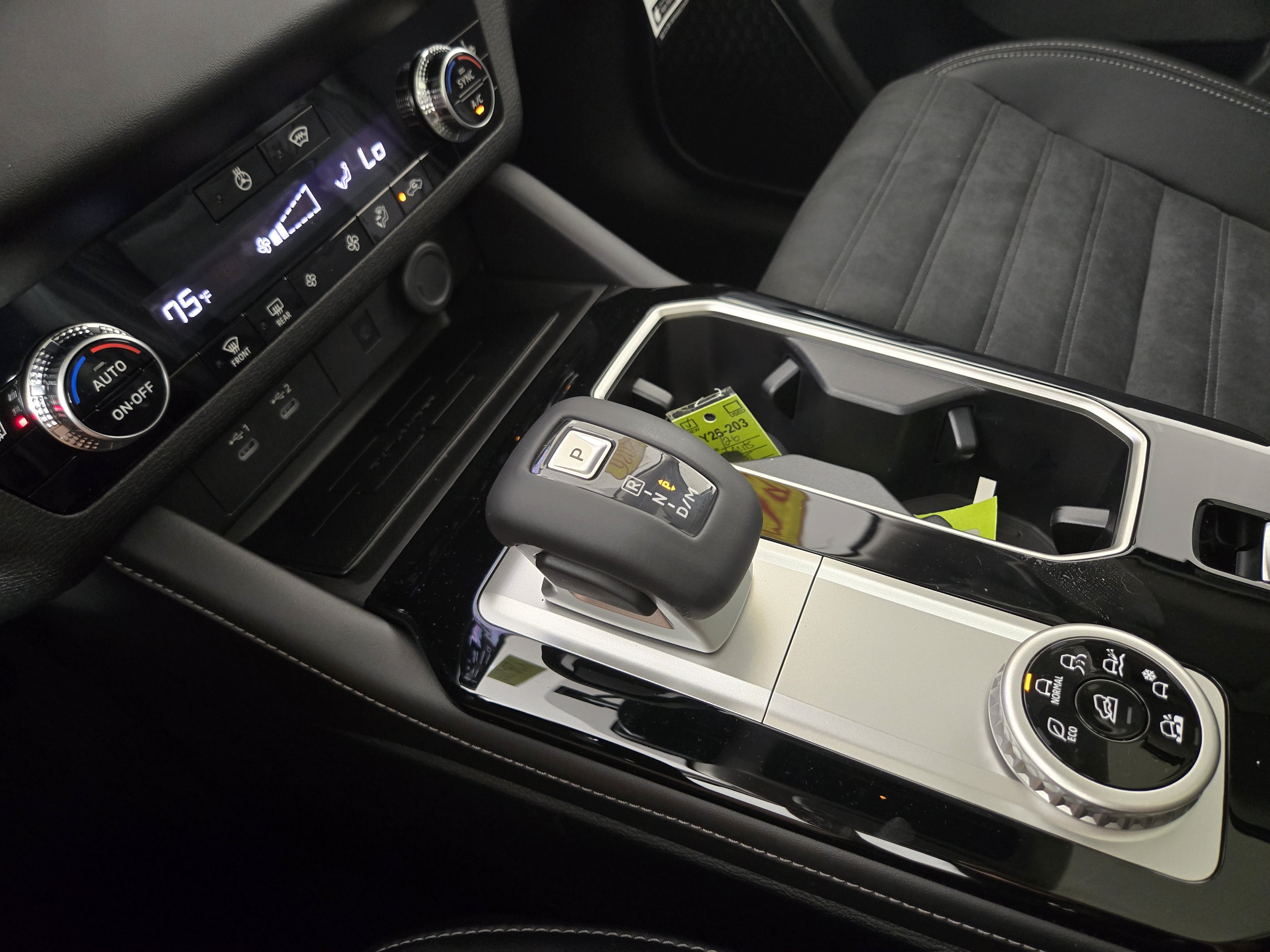 New 2026 Mitsubishi Outlander SE AWD/4WD image 24
