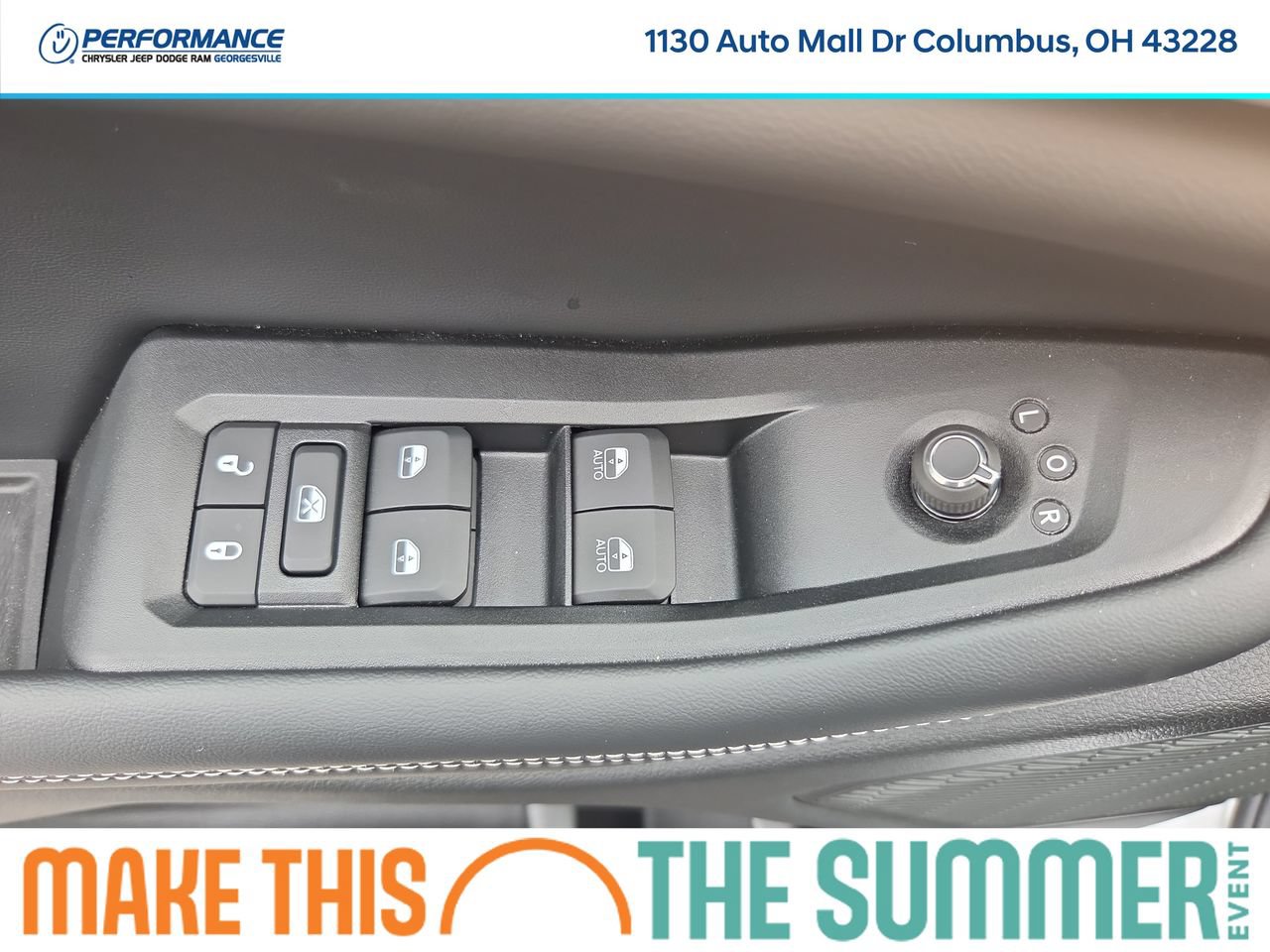 New 2026 Jeep Grand Cherokee Altitude AWD/4WD image 21
