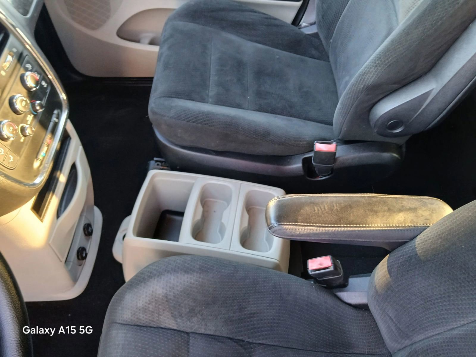Used 2016 Dodge Grand Caravan SE w/ Quick Order Package 29E SE image 8