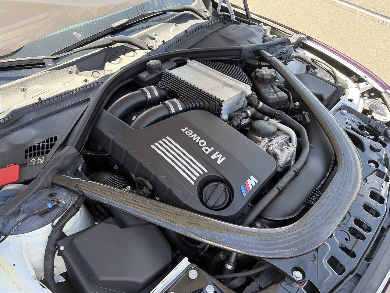 Used 2018 BMW M4 Coupe w/ Competition Package RWD image 18