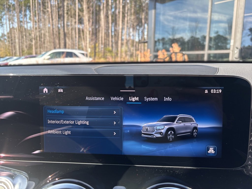 Used 2024 Mercedes-Benz GLB 250 image 36