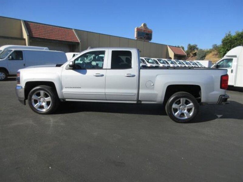 Used 2016 Chevrolet Silverado 1500 LT RWD image 4