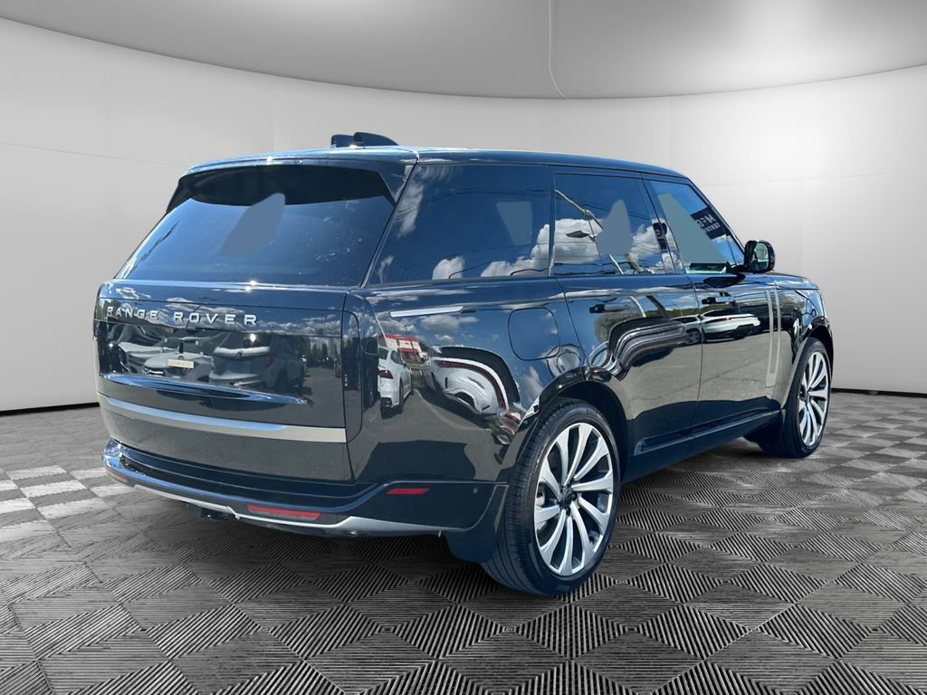 New 2026 Land Rover Range Rover SE AWD/4WD image 5