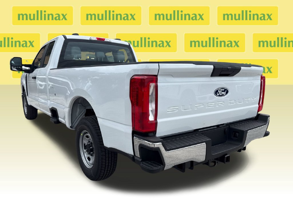 New 2027 Ford F250 XL w/ XL Chrome Package RWD image 4