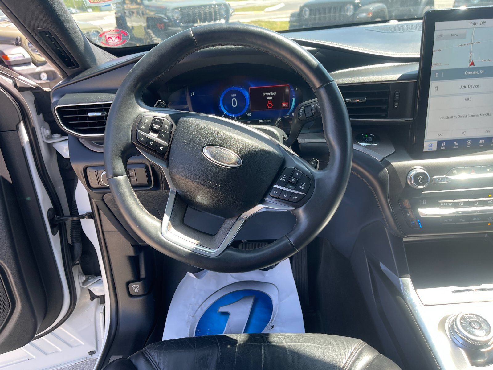 Used 2020 Ford Explorer Platinum w/ Premium Technology Package AWD/4WD image 16