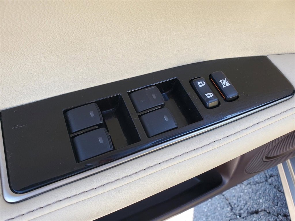 Used 2018 Lexus ES 350 w/ Premier Package image 20