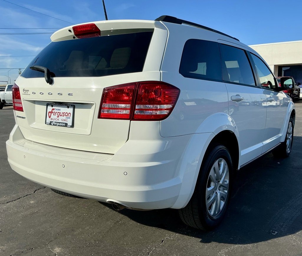 Used 2020 Dodge Journey SE image 13