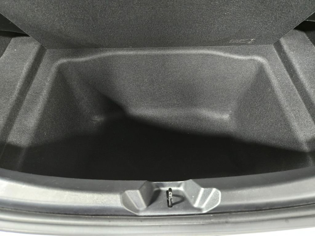 Used 2020 Tesla Model 3 Performance image 40