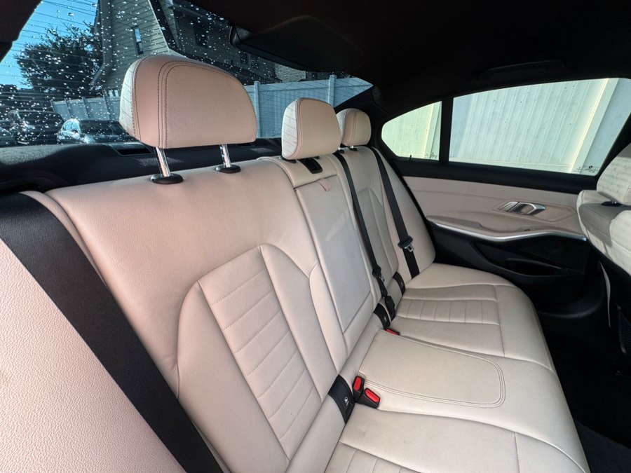 Used 2020 BMW 330i xDrive Sedan w/ Premium Package AWD/4WD image 33