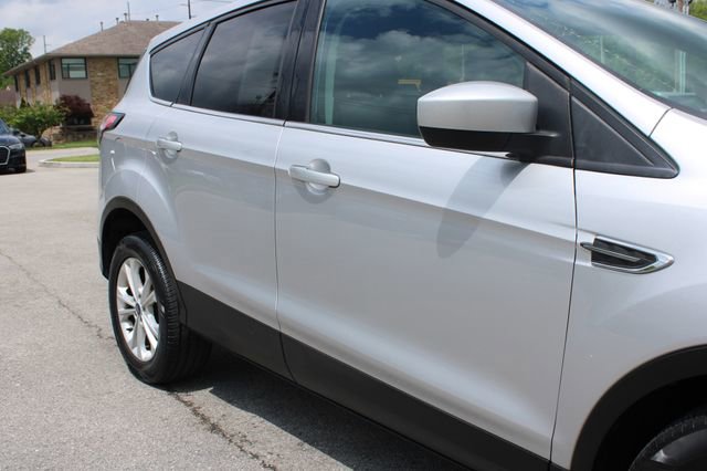 Used 2017 Ford Escape SE FWD image 45