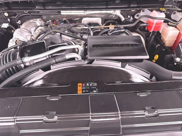Used 2025 Chevrolet Silverado 2500 LTZ w/ LTZ Plus Package image 30