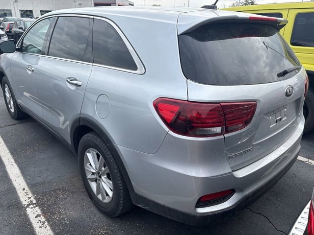 Used 2019 Kia Sorento L image 4