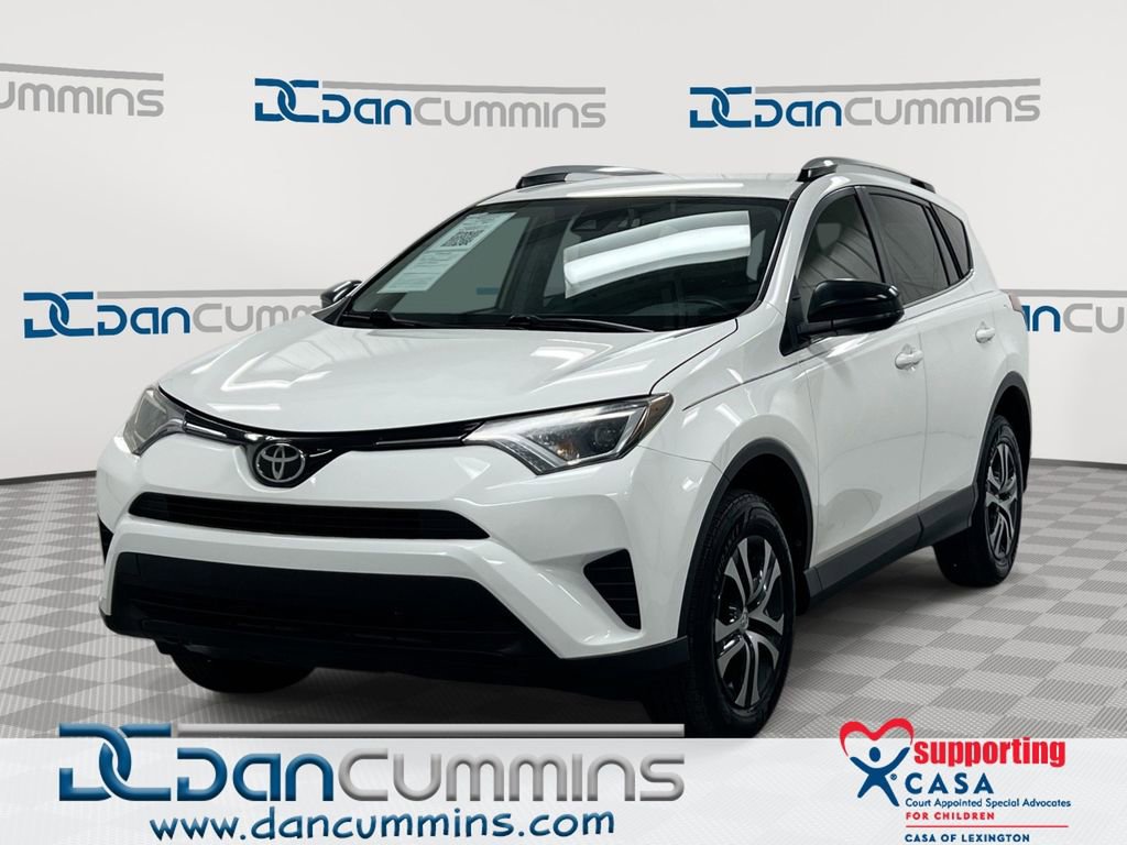 Used 2017 Toyota RAV4 LE image 1