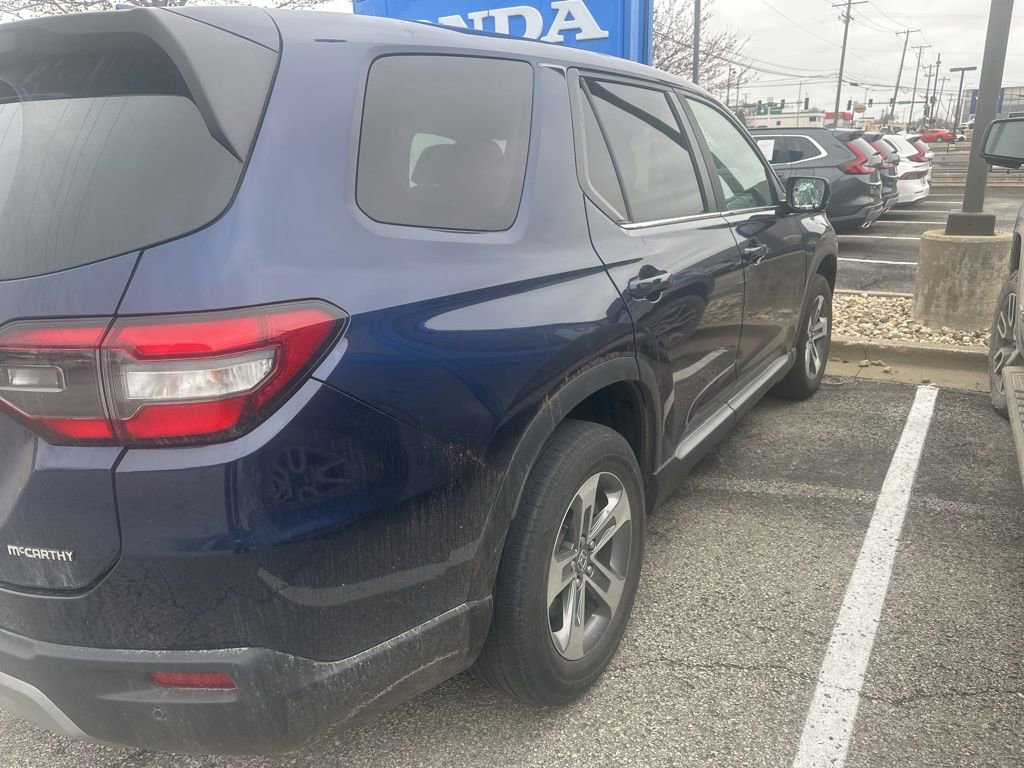 Used 2023 Honda Pilot EX-L image 4