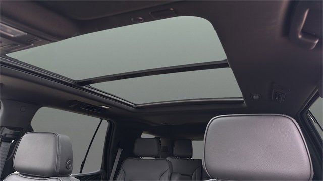 Used 2023 GMC Yukon Denali w/ Max Trailering Package image 30