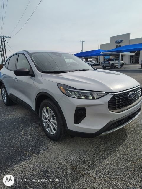 New 2026 Ford Escape Active w/ Tech Pack #1 image 2