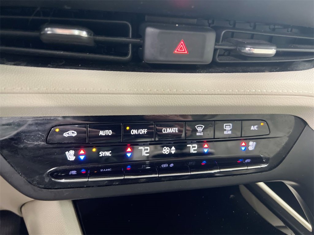 Used 2022 Buick Envision Avenir w/ Safety Package image 15