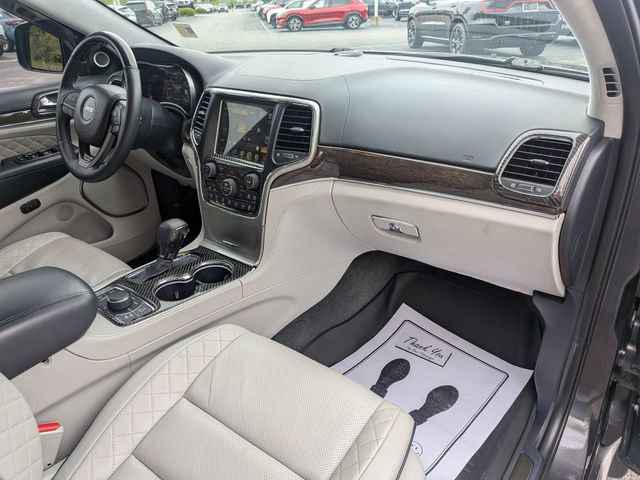 Used 2017 Jeep Grand Cherokee Summit AWD/4WD image 23