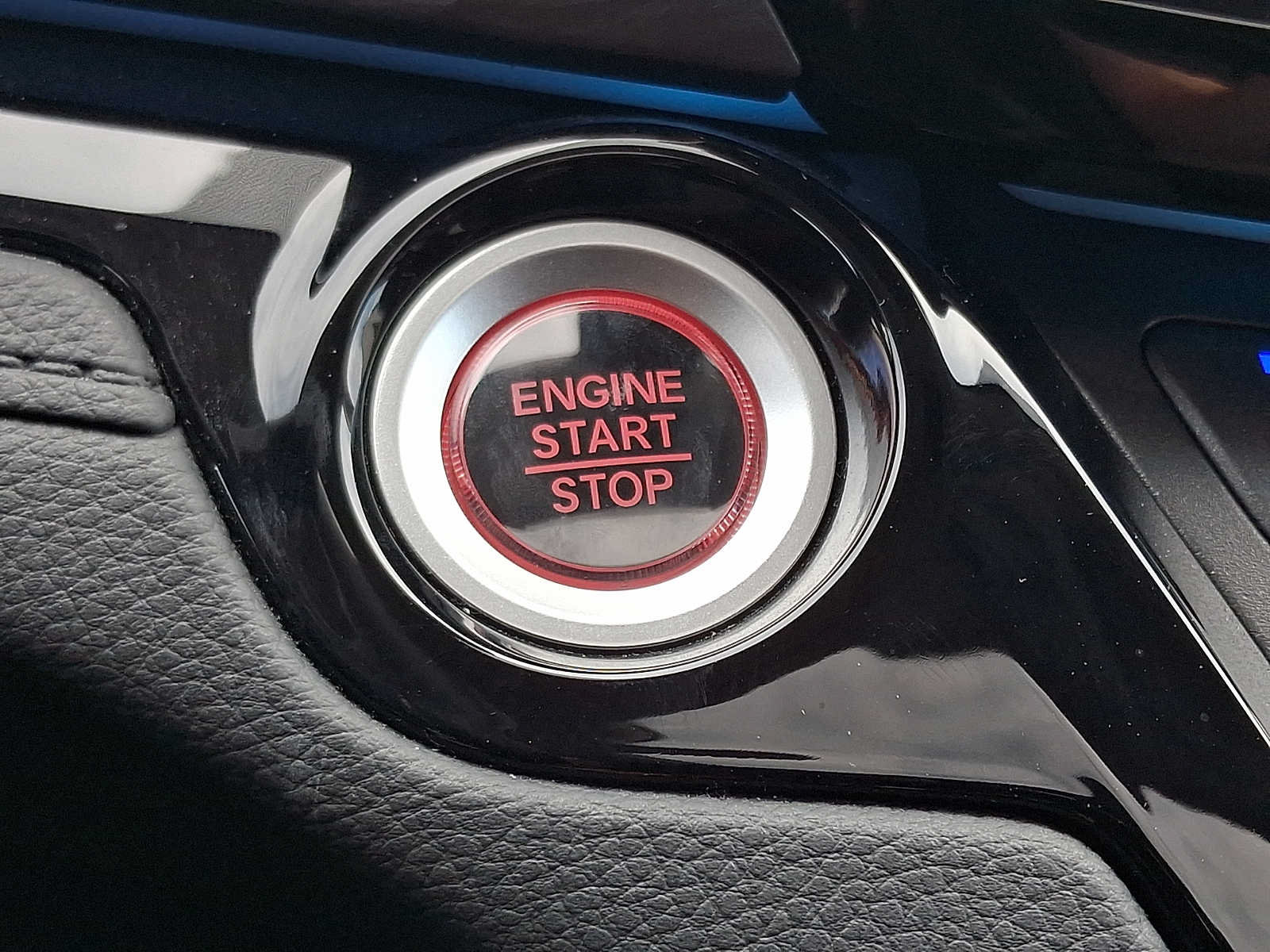 Certified 2025 Honda Odyssey Elite image 25