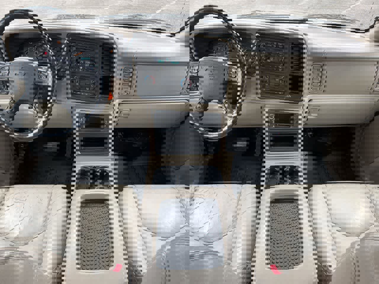 Used 2005 Chevrolet Suburban LT w/ Preferred Equipment Group image 24