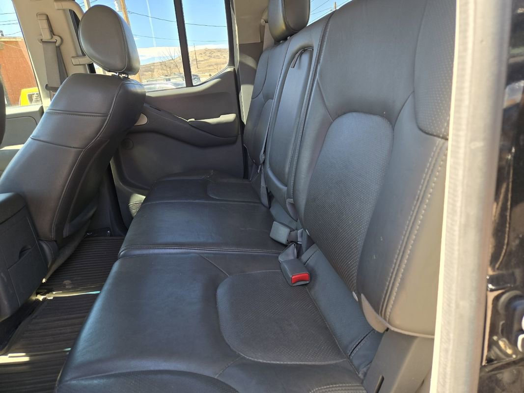 Used 2008 Nissan Frontier LE w/ Leather Pkg AWD/4WD image 19