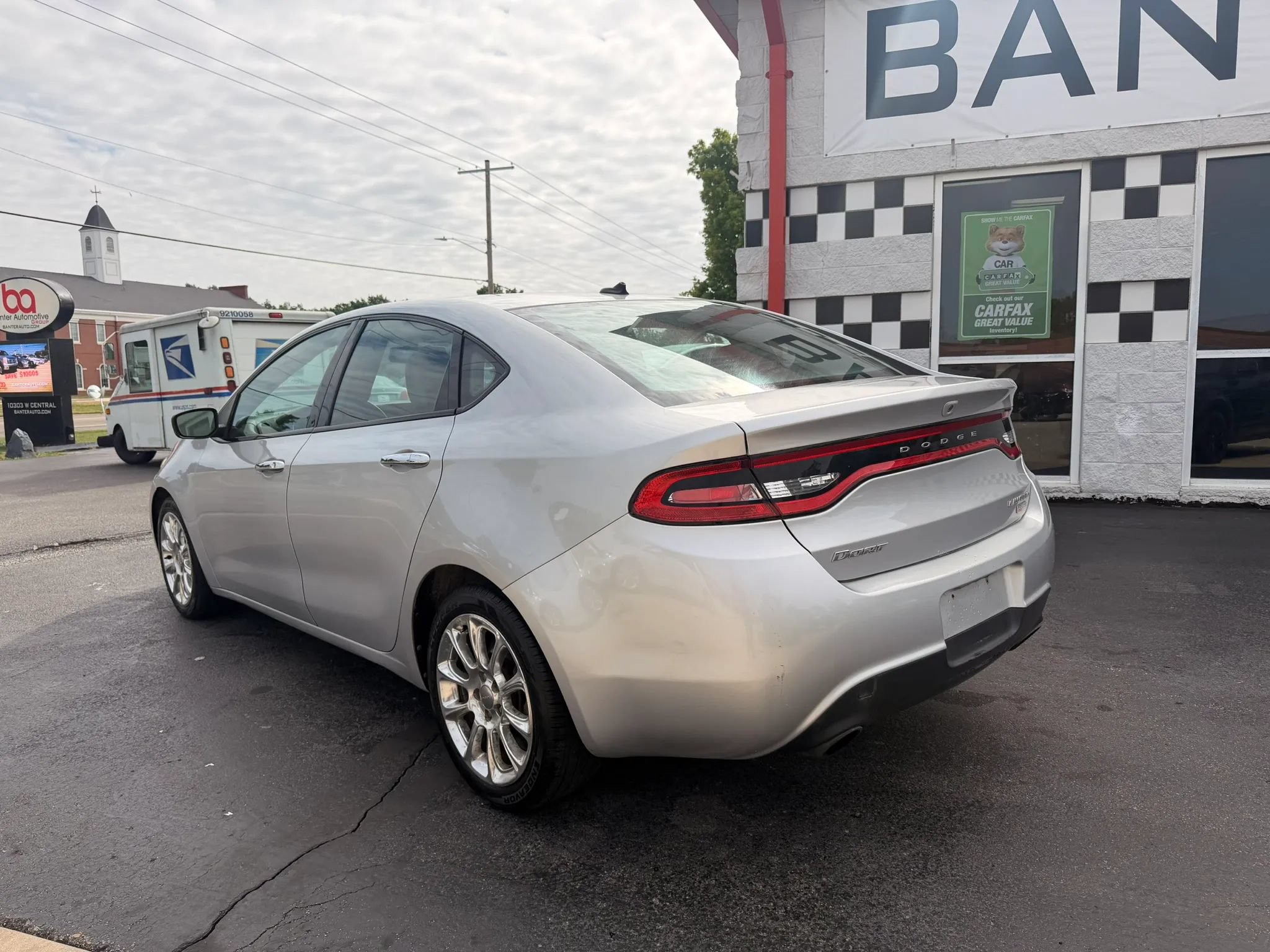 Used 2013 Dodge Dart Limited w/ Premium Group FWD image 3