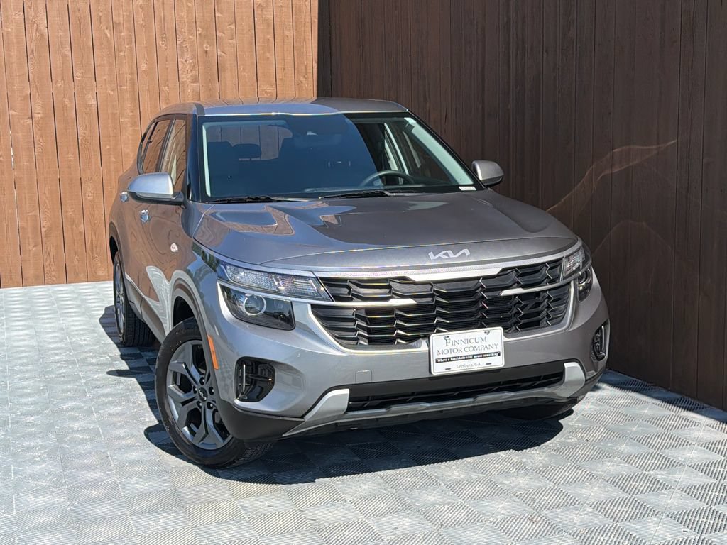 Used 2026 Kia Seltos LX FWD image 8