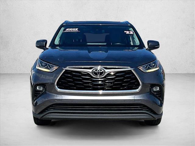 Used 2023 Toyota Highlander Limited image 2