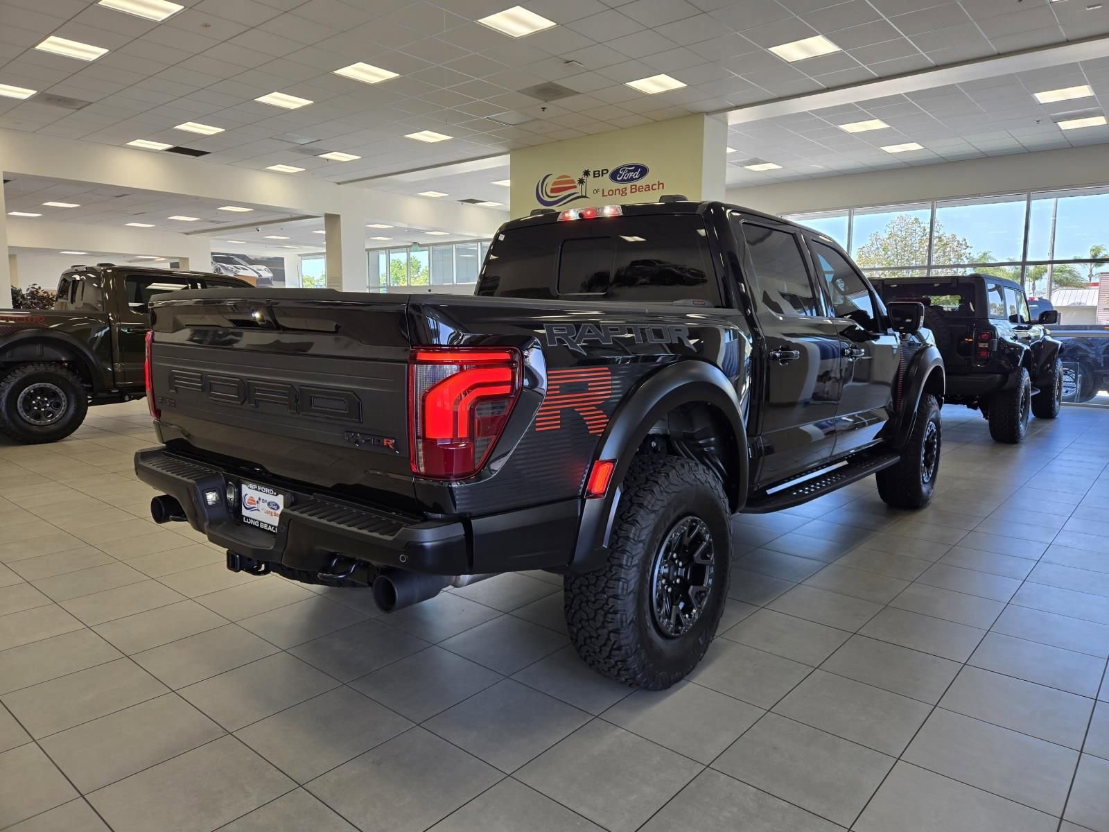 Used 2024 Ford F150 Raptor w/ Equipment Group 803A Raptor R AWD/4WD image 6