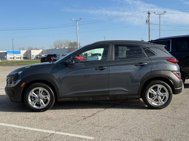 Used 2023 Hyundai Kona SEL w/ Convenience Package AWD/4WD image 2