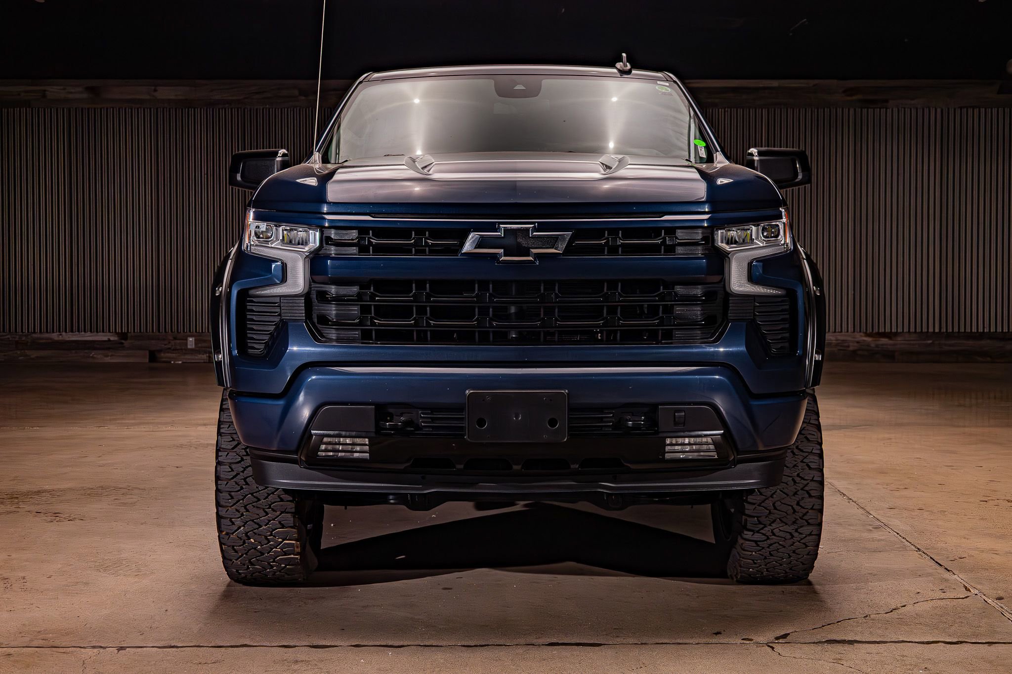 Used 2022 Chevrolet Silverado 1500 RST AWD/4WD image 2