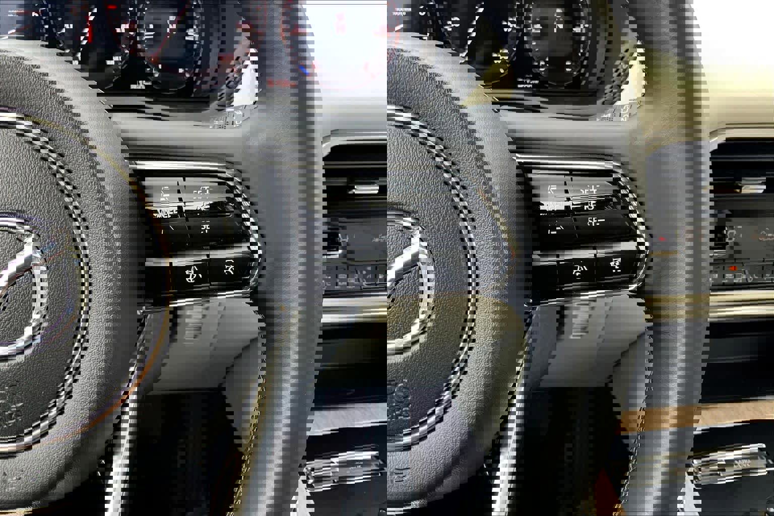 Certified 2025 MAZDA CX-90 3.3 Turbo S w/ Premium Package image 25