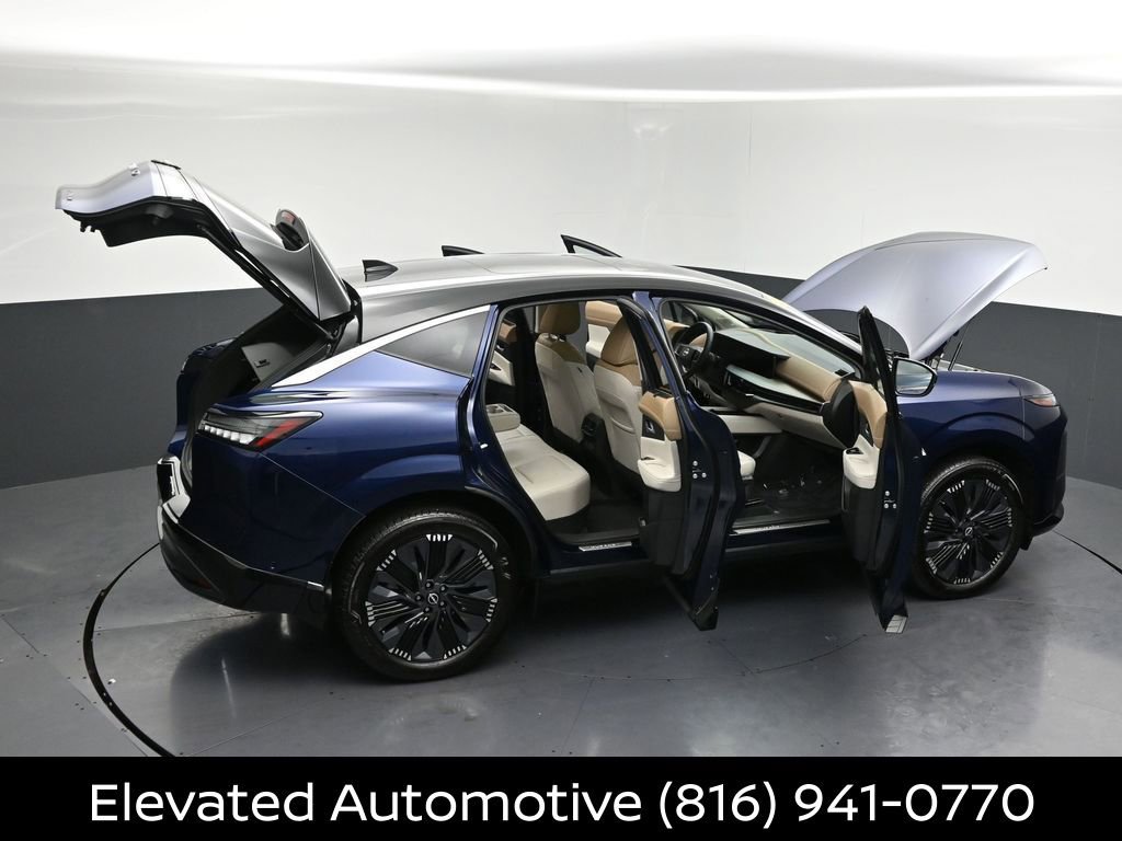 Certified 2025 Nissan Murano Platinum w/ Cargo Package AWD/4WD image 33