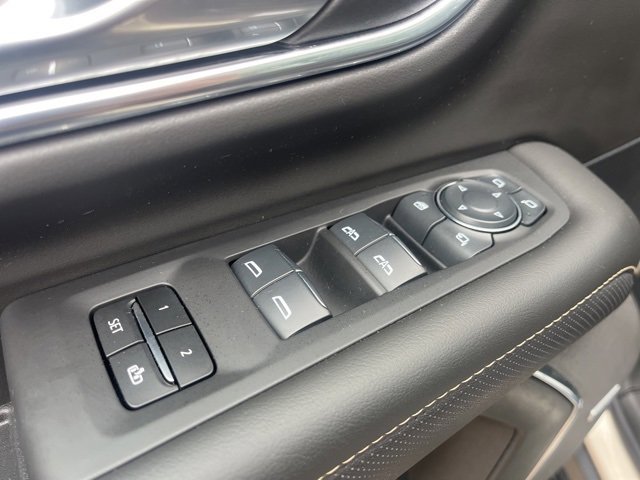 Used 2024 Chevrolet Tahoe Premier w/ Advanced Technology Package image 12